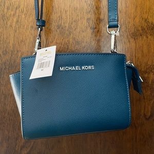Michael Kors Selma Crossbody